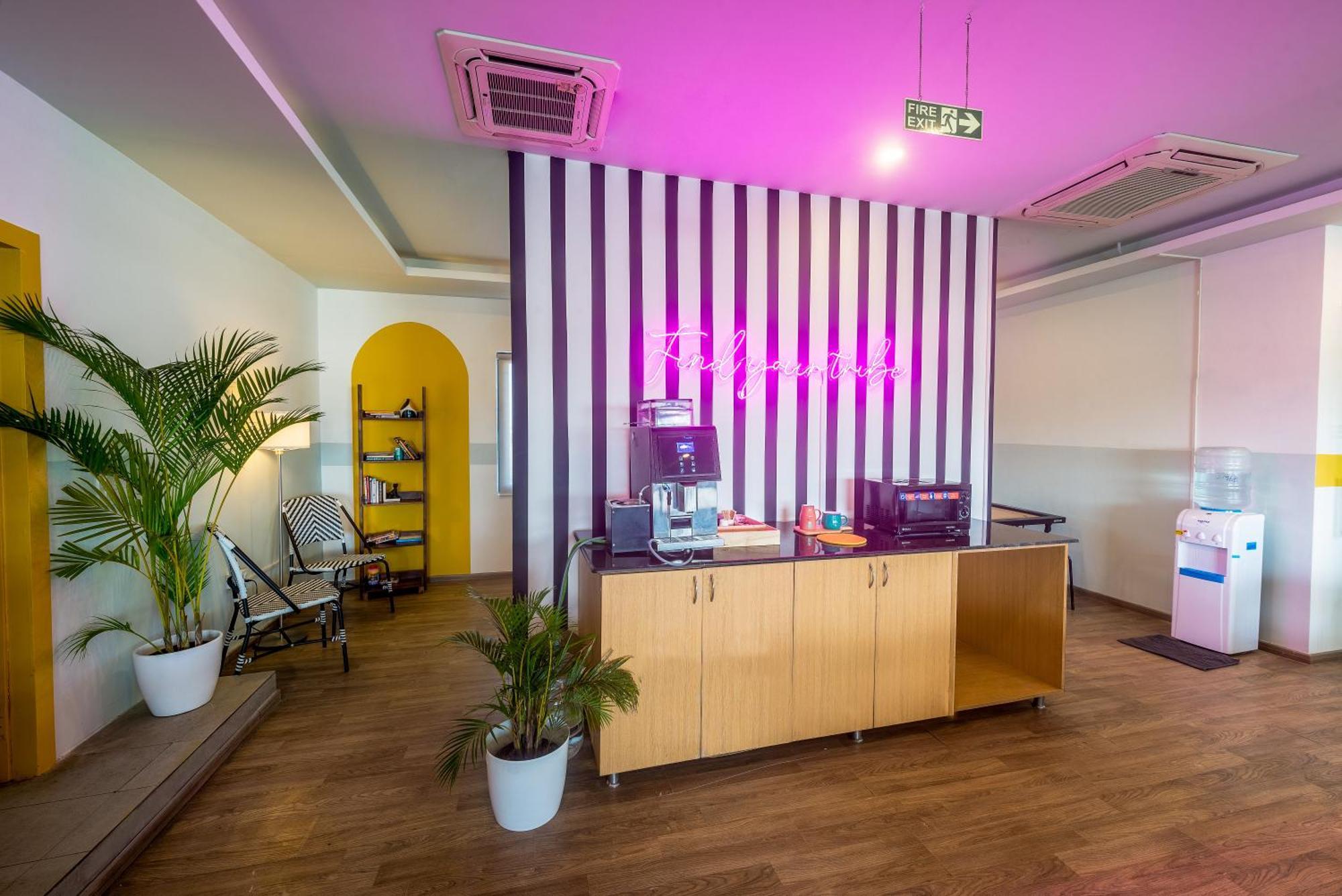 Olive Hotel Indiranagar By Embassy Group Bangalore Exterior foto